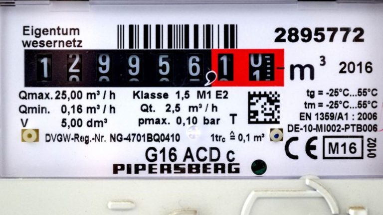 Energiekosten: Gaskosten für Haushalte steigen – Strom billiger