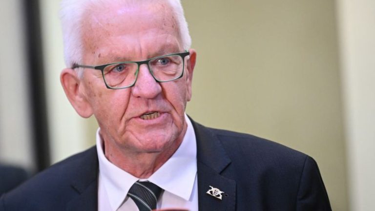 „Bürokratiemonster“: Kretschmann hält an Gleichbehandlungsgesetz fest