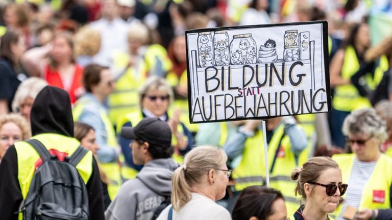 Kinderbetreuung: Kita-Streik: Verdi will möglichst schnell in Berufung