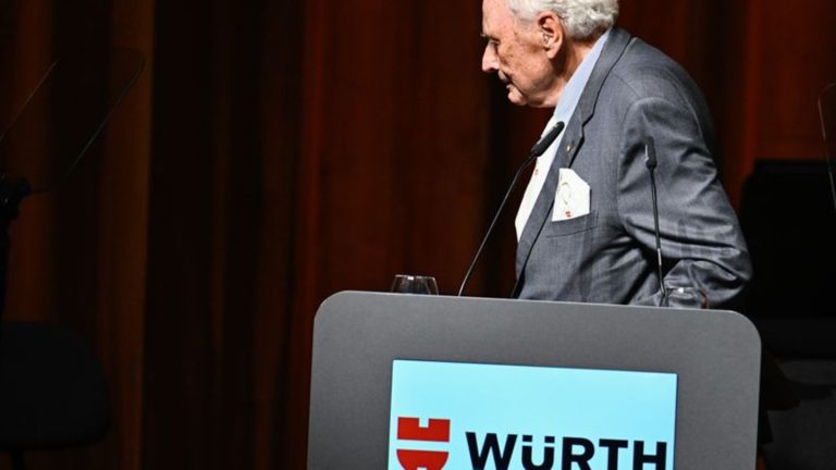 Nach 75 Arbeitsjahren: „Schraubenkönig“ Reinhold Würth dankt ab