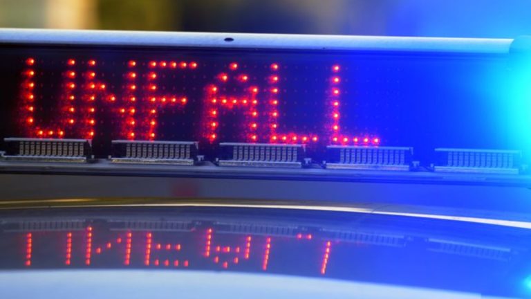 Autobahn gesperrt: Unfall auf A60 mit mehreren Verletzten – Vollsperrung