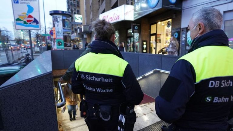 Unfälle: S-Bahnstation Reeperbahn – Treppensturz mit 2,8 Promille