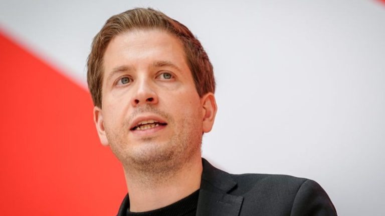 Parteien: SPD verliert Wahlkampf-Manager – Kühnert tritt zurück