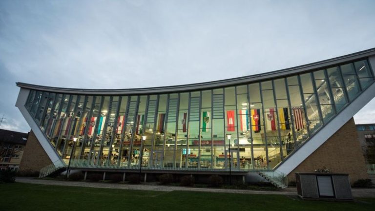 Schwimmbad-Ärger: Kehrtwende: Keine Mittagspause in Wuppertaler Schwimmbad