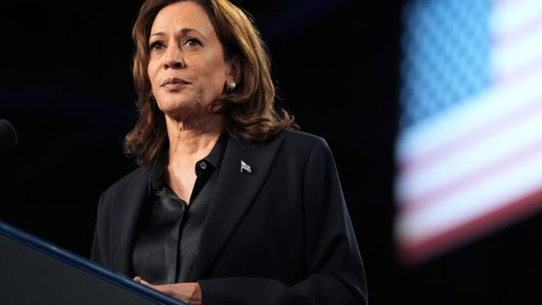 Kurz vor US-Wahl: Kamala Harris erneut auf Cover der Modezeitschrift „Vogue“