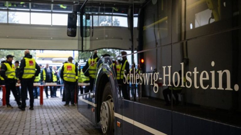 Nahverkehr: Busstreik im Norden: Arbeitgeber wollen das Gespräch suchen