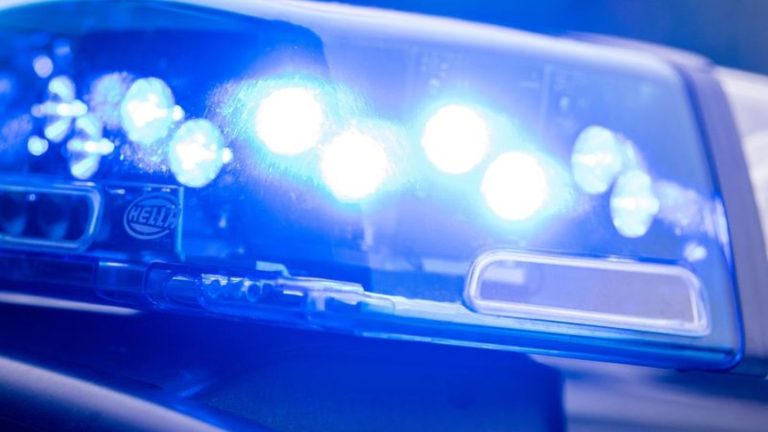 Polizeieinsatz: Mann in Hamburg durch Schuss an der Hand verletzt