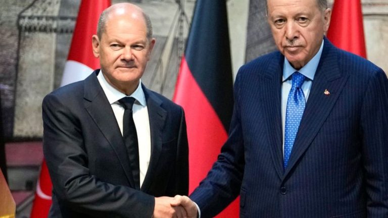 Bilaterale Beziehungen: Scholz und Erdogan rücken enger zusammen