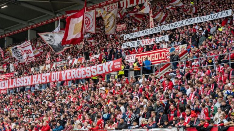 Fußball-Bundesliga: Fan-Proteste in Mainz gegen Klopp-Engagement bei Red Bull