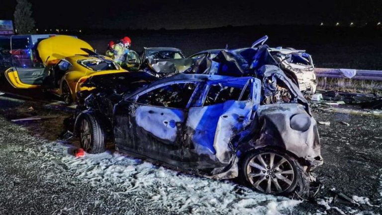 Verkehrsunfall: Tote und Verletzte bei Massenkarambolage in Polen