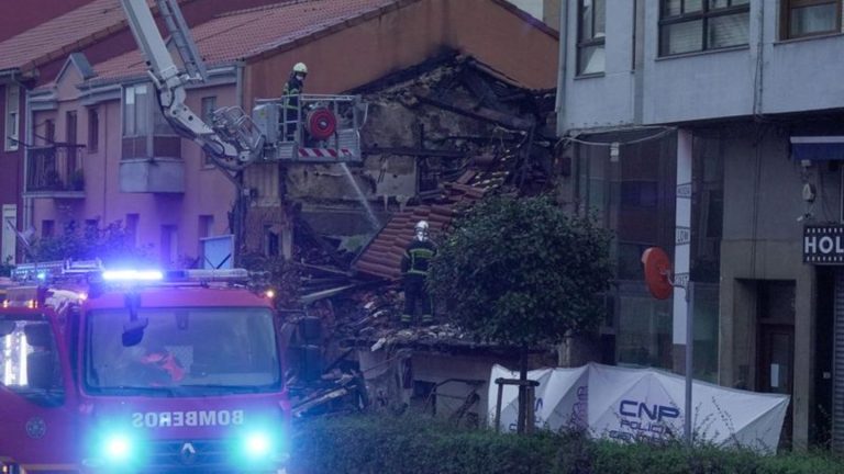 Unglück: Mindestens drei Tote bei Wohnhaus-Einsturz in Spanien