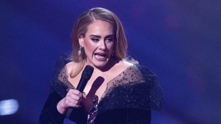 Adele in Las Vegas: Superstar mit heftigen Ohrenschmerzen