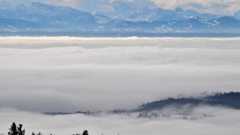 Wetter: Sonne in den Bergen, Nebel im Tal – November beginnt mild