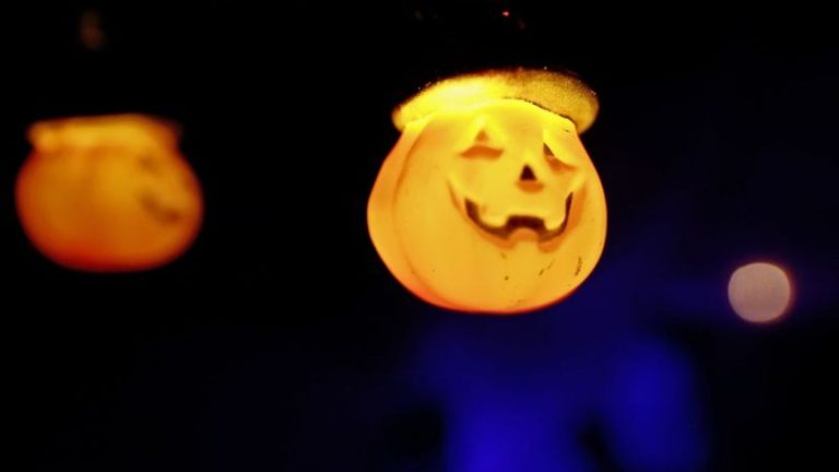 Kriminalität: Eier, Böller und eine Waffe – über 80 Einsätze zu Halloween