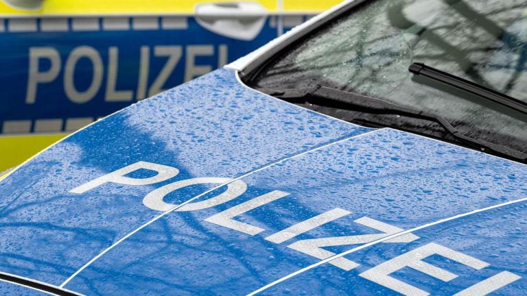 Notfälle: Polizei an Schule im Einsatz – mehr als 40 verletzte Kinder