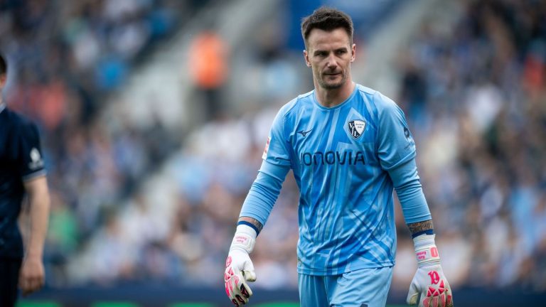 Fußball-Bundesliga: Bochum mit Torwart Riemann einig – Rückkehr ins Teamtraining