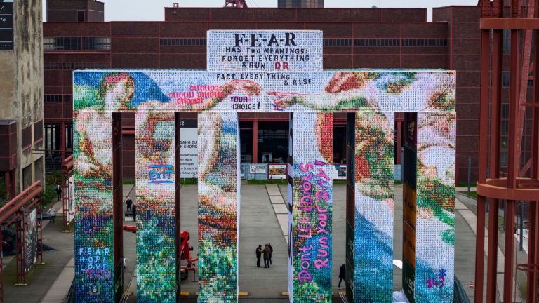 Kunst auf der Zeche: Großkunstwerk „Global Gate“ auf Zeche Zollverein eröffnet