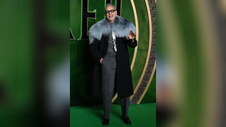 Jeff Goldblum: Mit plüschigem Kragen bei „Wicked“-Premiere