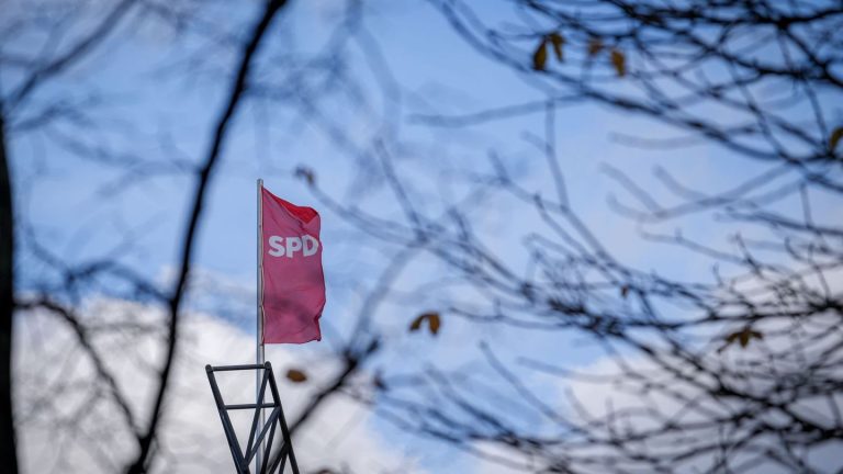 Debatte über Kanzlerkandidatur: SPD-Politiker fordern umgehende Entscheidung in K-Frage