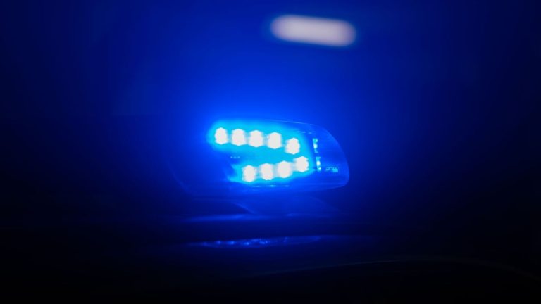 Polizeieinsatz: 97-Jähriger soll Ehefrau mit Pistole bedroht haben