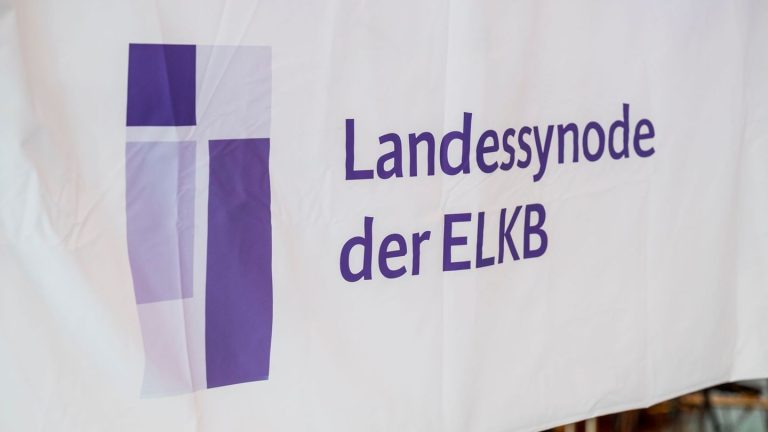 Religion: Landessynode berät über Haushalt 2025 und Zukunftsfragen