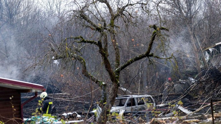 In Leipzig gestartet: Frachtflugzeug abgestürzt – Was wir wissen und was nicht