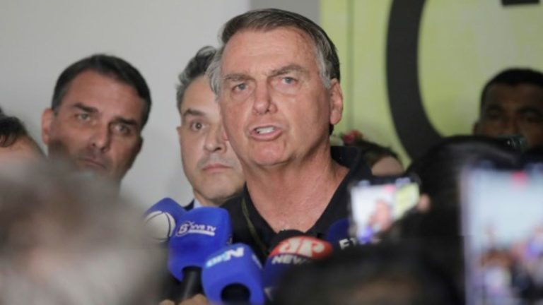 Brasilianische Polizei: Ex-Präsident Bolsonaro „aktiv“ an Putschversuch beteiligt