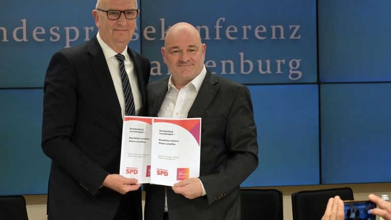 Koalitionsvertrag Brandenburg: SPD und BSW sind sich einig: Koalitionsvertrag steht