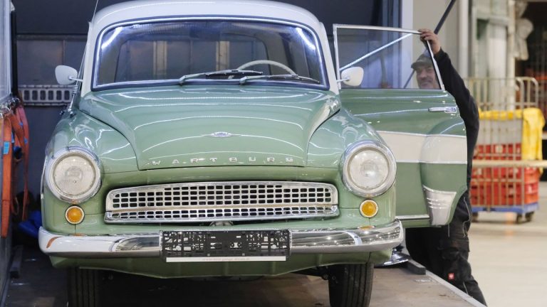 Oldtimer: Messe mit historischen Autos in Erfurt