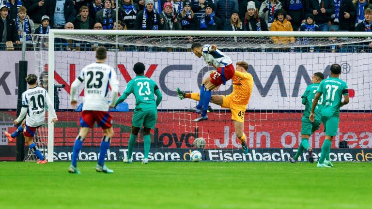 2. Fußball-Bundesliga: Greuther Fürth geht beim HSV unter – „Da ist Wut“