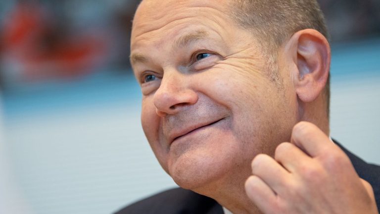 Kanzler privat: Bundeskanzler Scholz: Bin von Natur aus Langschläfer