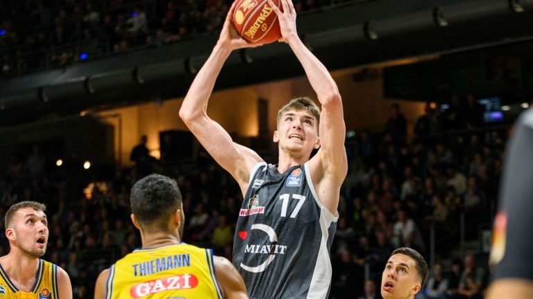 Basketball-Bundesliga: Vechta gewinnt Basketball-Derby gegen Oldenburg