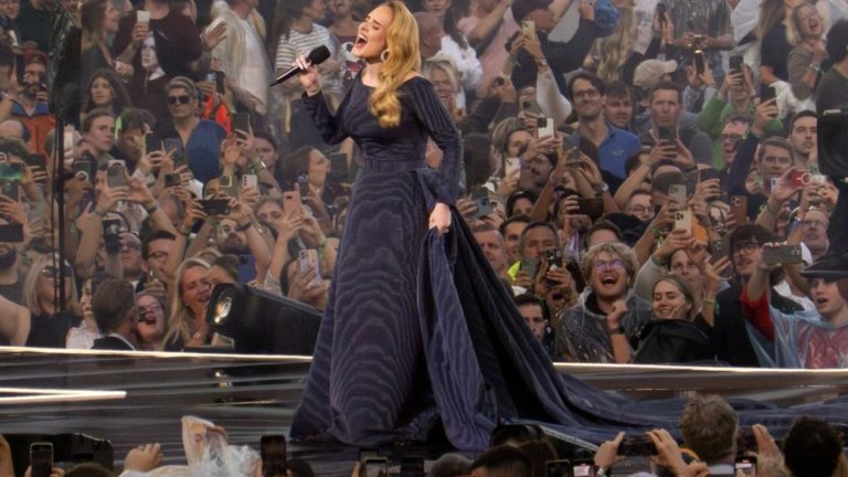 Adele und mehr: Bewegende Live-Momente 2024