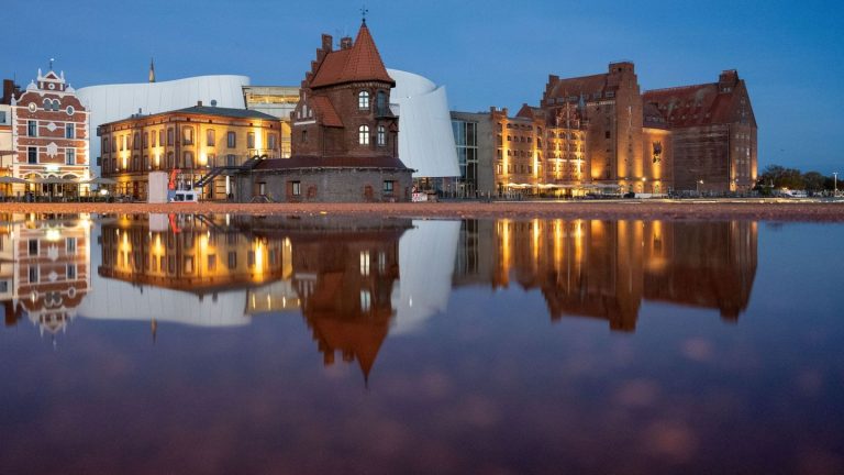 Einladung: Schwesigs Neujahrsempfang im Ozeaneum – Ehrung für Lohmeyers