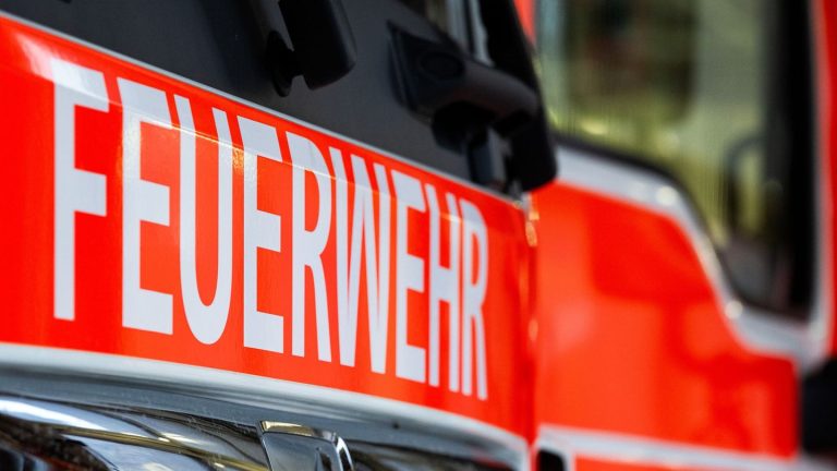 Brände: Ursache für Feuer in Radeberg noch unklar