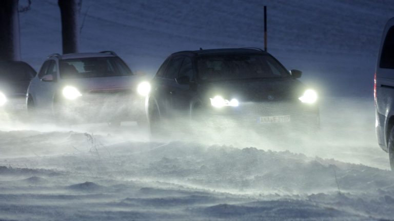 Rutscher-Radar: Schnee, Eisregen, Glätte: Wo Sie am Wochenende besonders aufpassen sollten